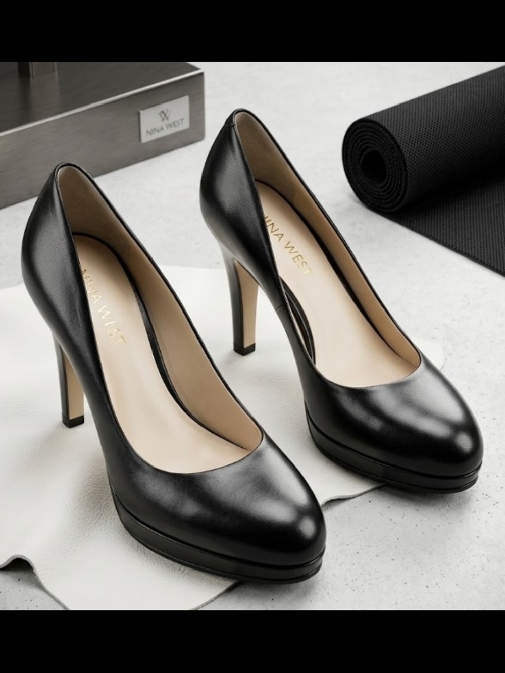 Nine West Classic Black Leather High Heel Pumps (Sz 9) Capsule Formal